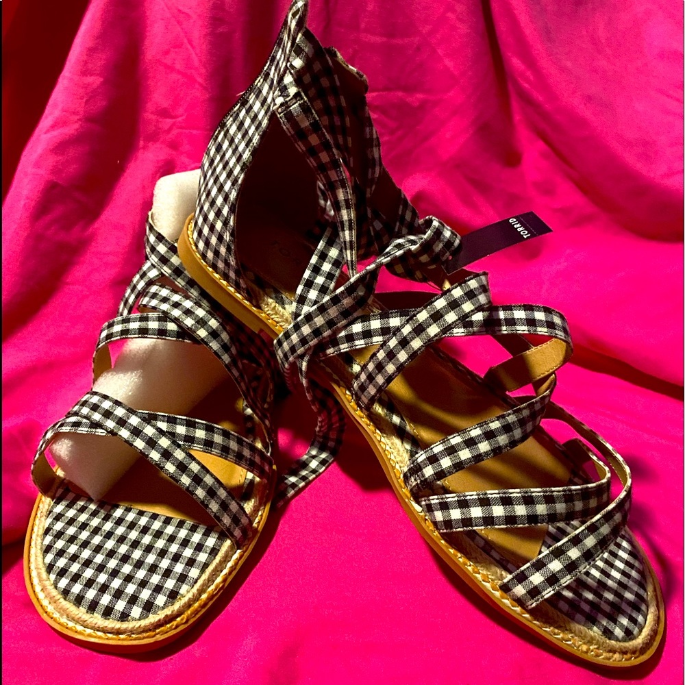 Torrid,sz.13, Gingham ankle wrap espadrille sandal